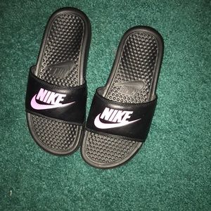 Nike slides